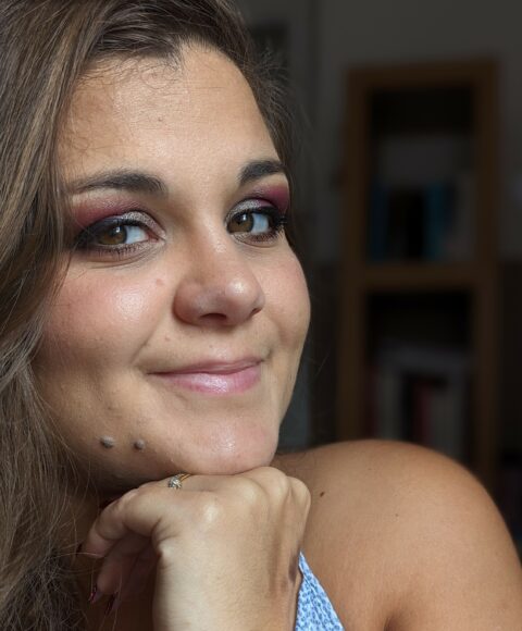 Inès Angard